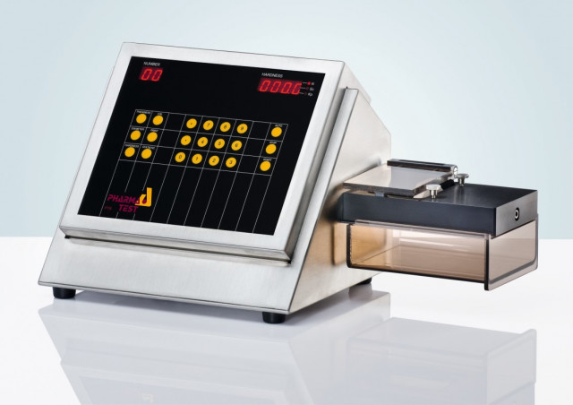 Instrumento manual prueba de dureza de tabletas. Impresora de informes Integrada PTB 111EP